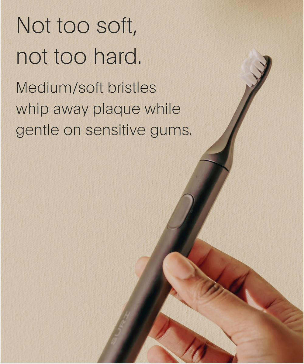 SURI detalle de cerdas 3DWave para mejor limpieza interdental