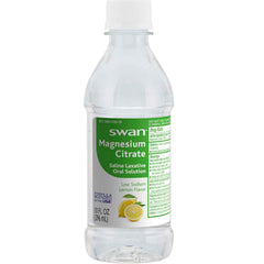Swan primer plano del líquido con textura clara y sabor a limón para tolerancia