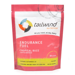 Tailwind Nutrition en bicicleta demostrando energía sostenida en ruta
