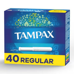 Tampax comparación de tamaño en mano para visualizar discreción y portabilidad