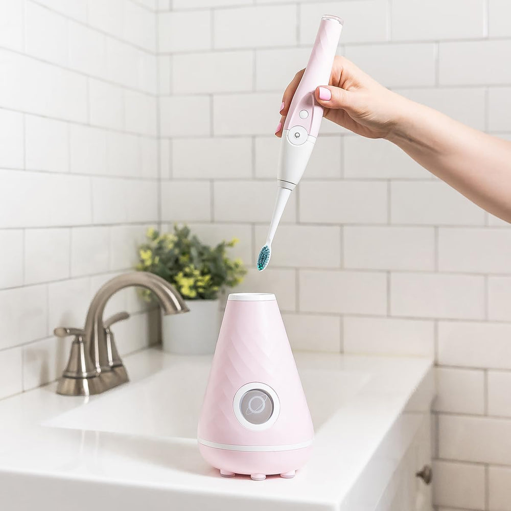 Tao Clean comparación de tamaño con cepillo manual, compacto y práctico