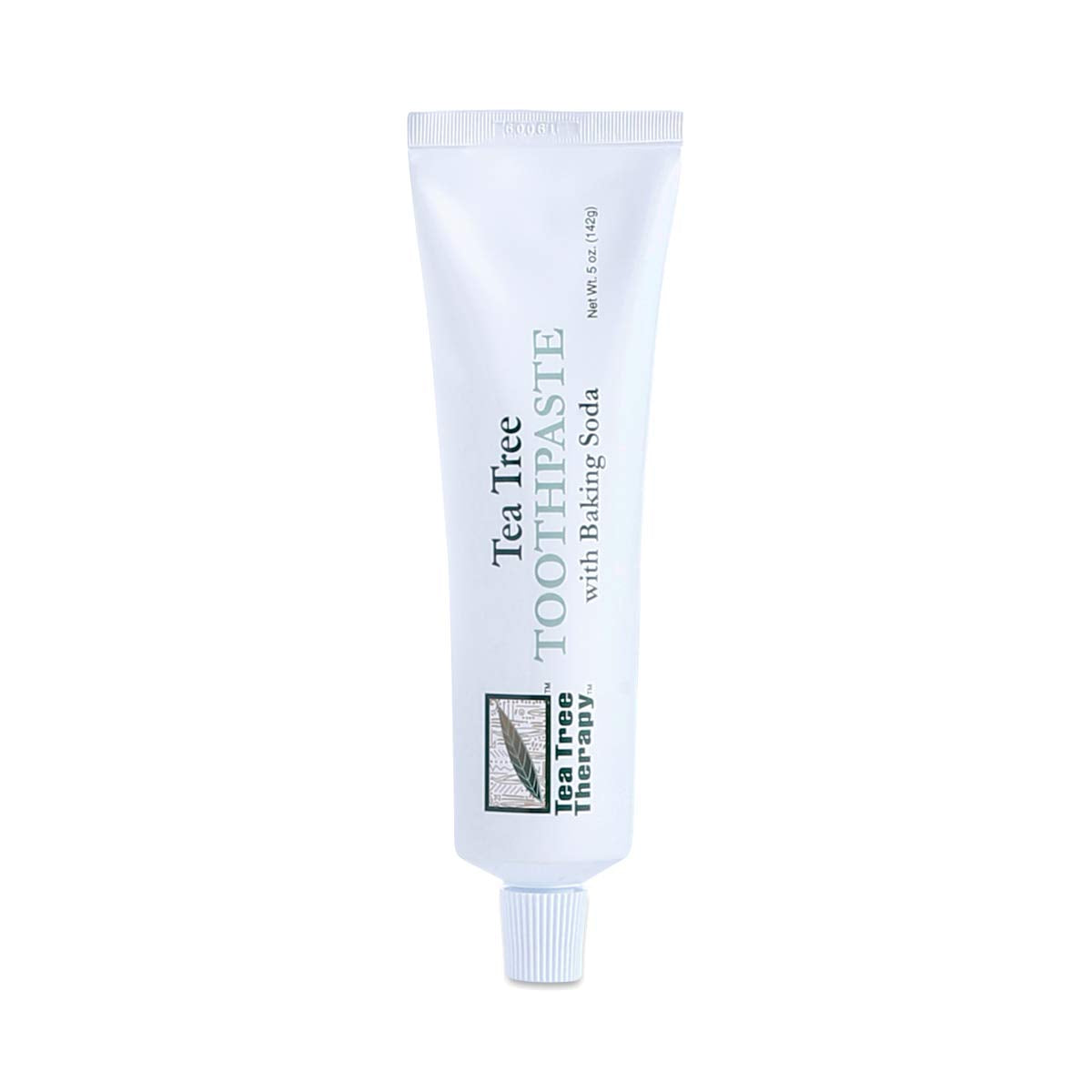 Tea Tree Therapy persona cepillando demostrando limpieza diaria efectiva