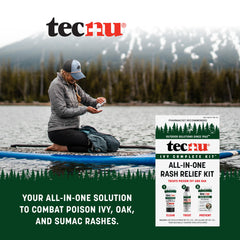 Tecnu kit dentro de una mochila listo para actividades al aire libre