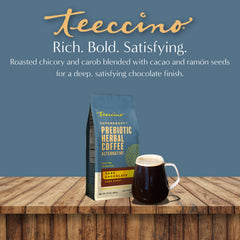 Teeccino paquete 10 oz junto a taza para comparar tamaño y porción