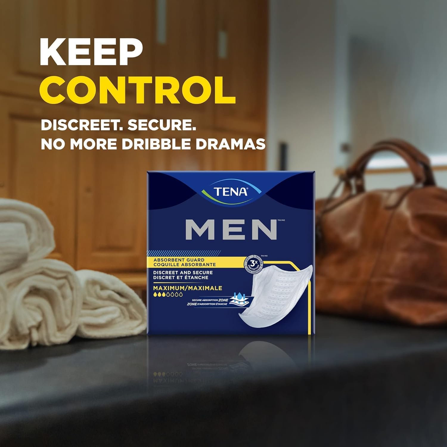 TENA protector colocado en ropa interior para comodidad y discreción
