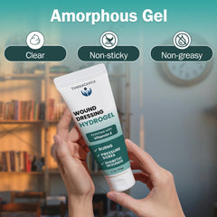 Comparación de tamaño del envase TenderGentle con una mano, formato práctico