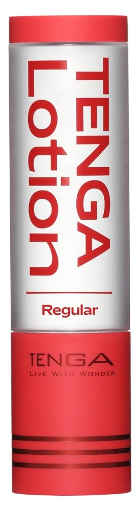 TENGA loción Regular vista frontal con etiqueta roja y aspecto práctico