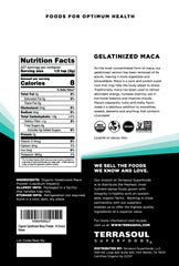 Terrasoul Superfoods maca en polvo en cuchara destacando textura fina y mezcla fácil