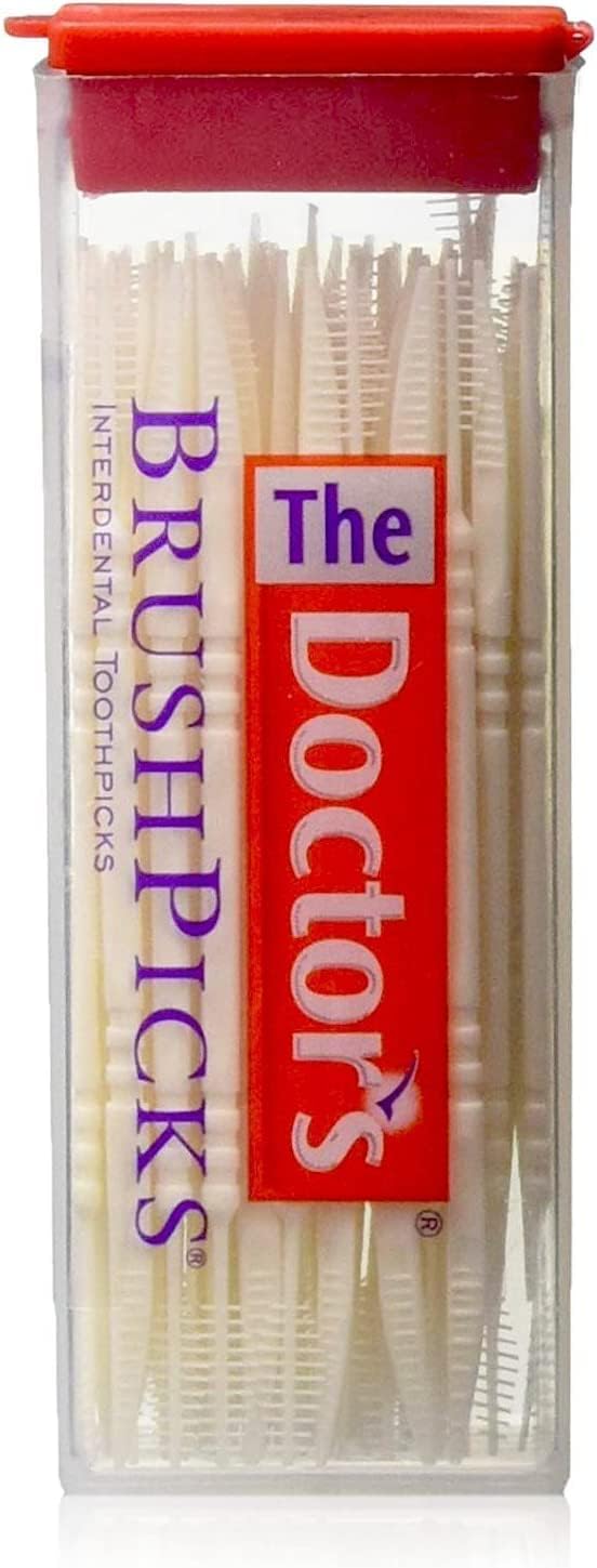 The Doctor's BrushPicks en uso portátil tras comida, comodidad inmediata