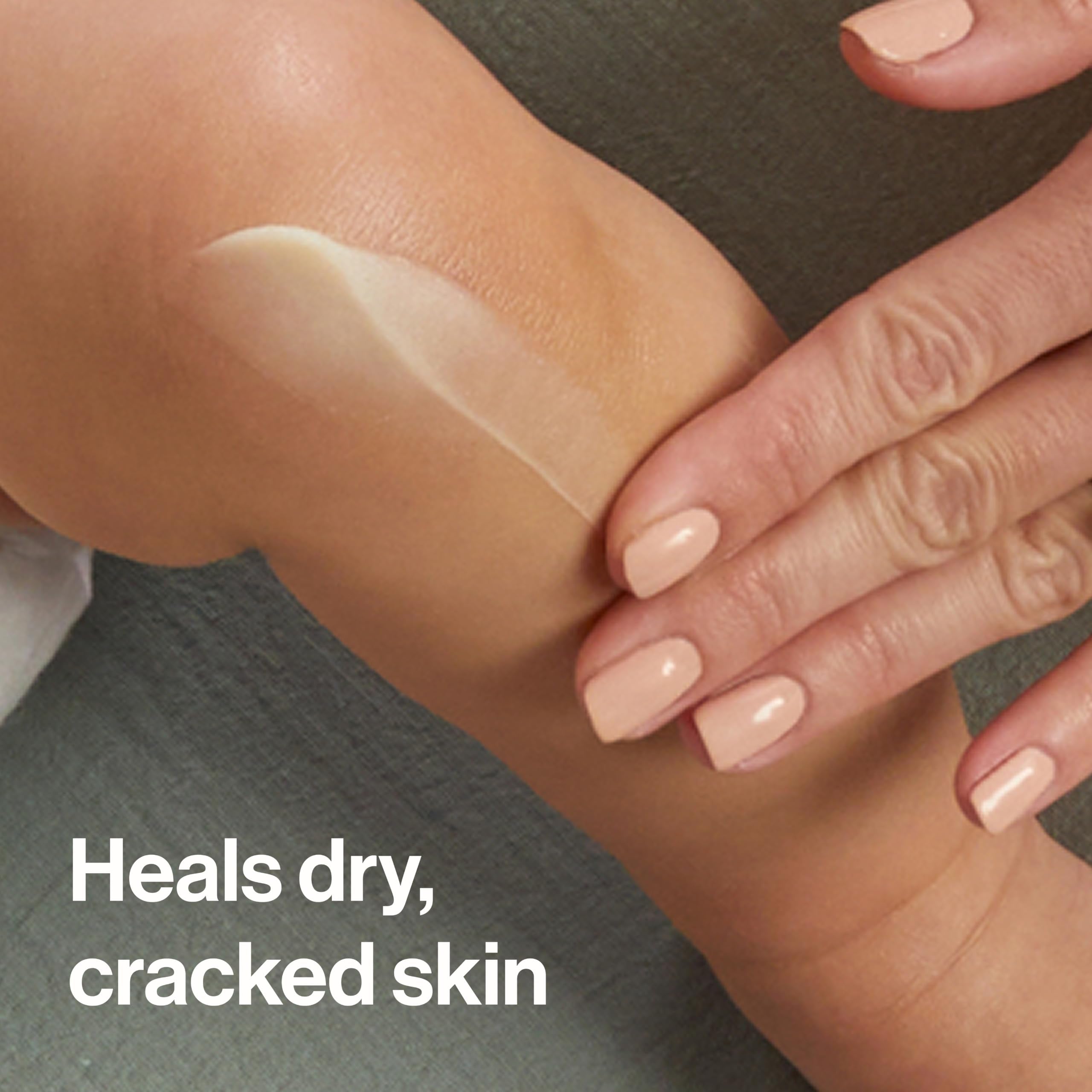 The Honest Company aplicación en mano para restaurar piel seca y proteger