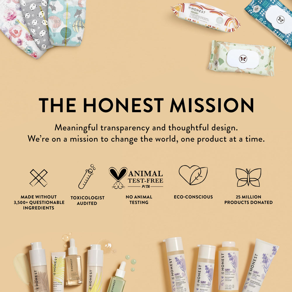 The Honest Company producto en baño familiar creando ambiente relajante