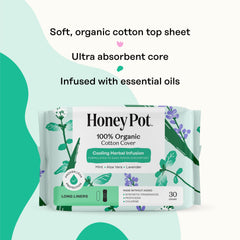 The Honey Pot Company pantyliner colocada en ropa interior para uso diario