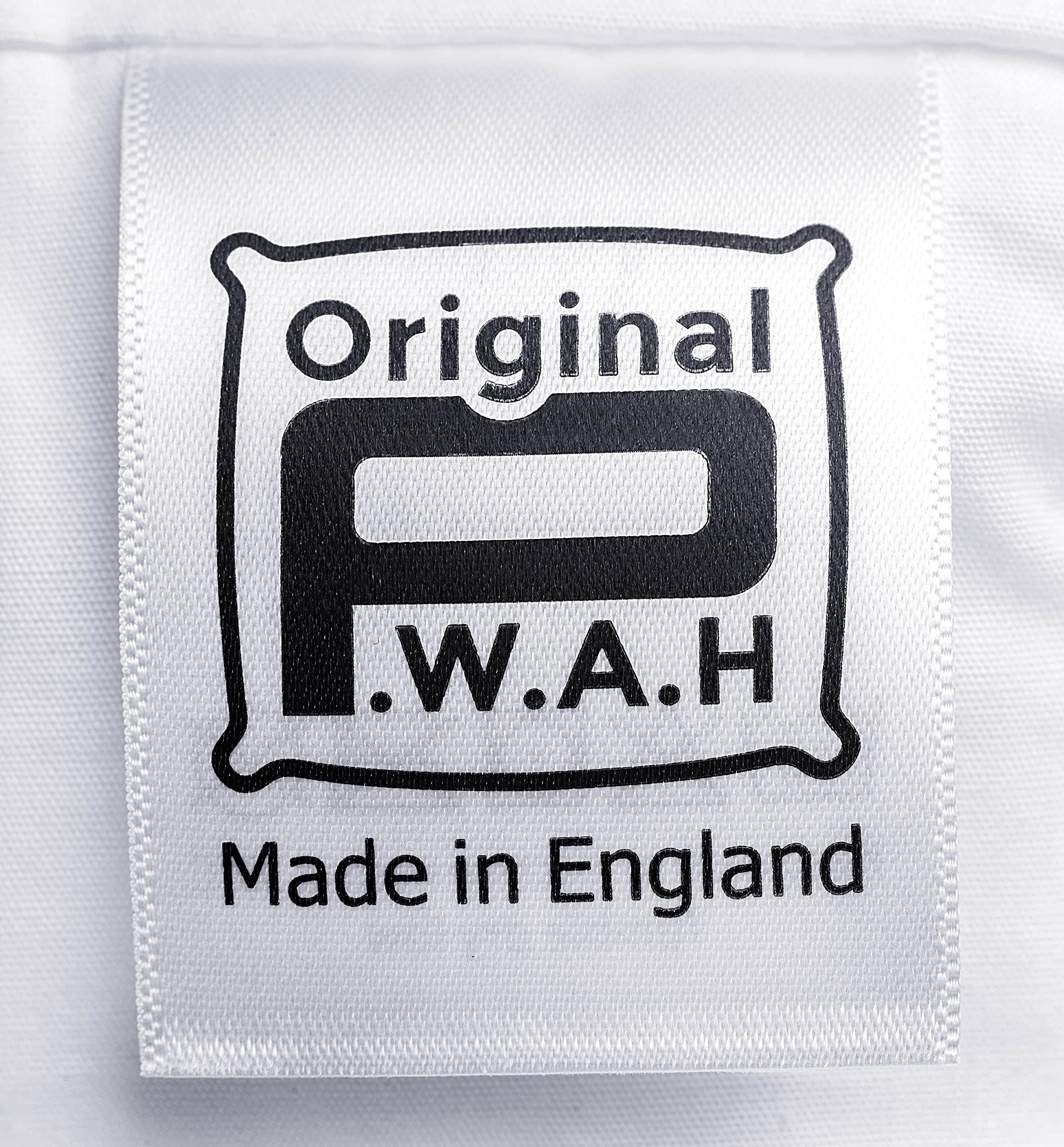 The Original P.W.A.H etiqueta y textura de algodón orgánico, calidad y cuidado hipoalergénico