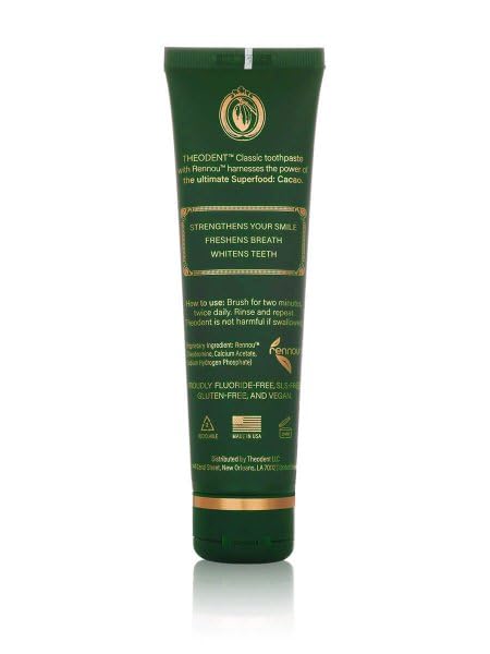 Theodent tubo abierto con pizca de pasta que muestra color y aroma menta