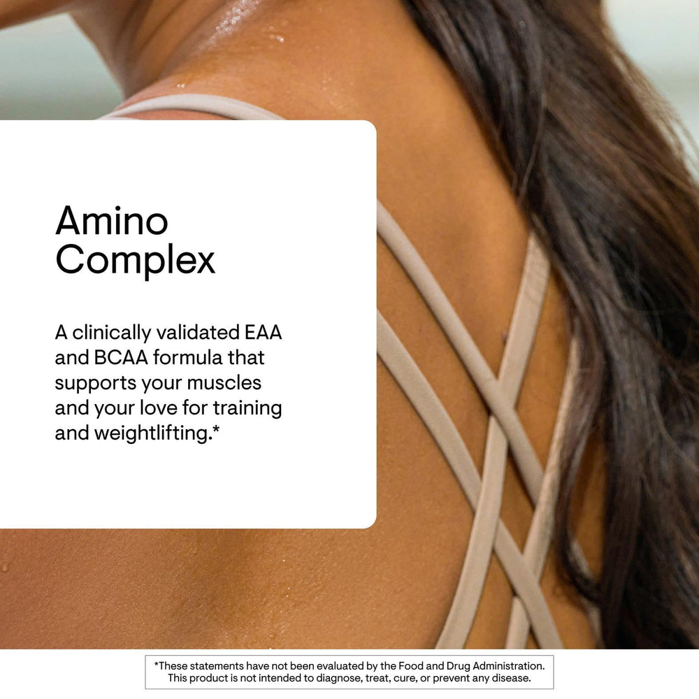 THORNE Amino Complex dissolving powder in water demonstrates quick mixability for workouts