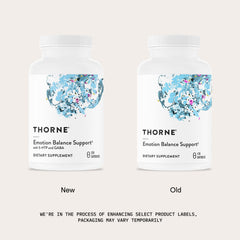 THORNE primer plano de cápsulas mostrando textura y tamaño práctico