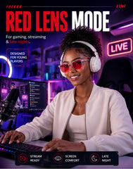 TIJN gafas en uso durante partida de gaming para menor fatiga