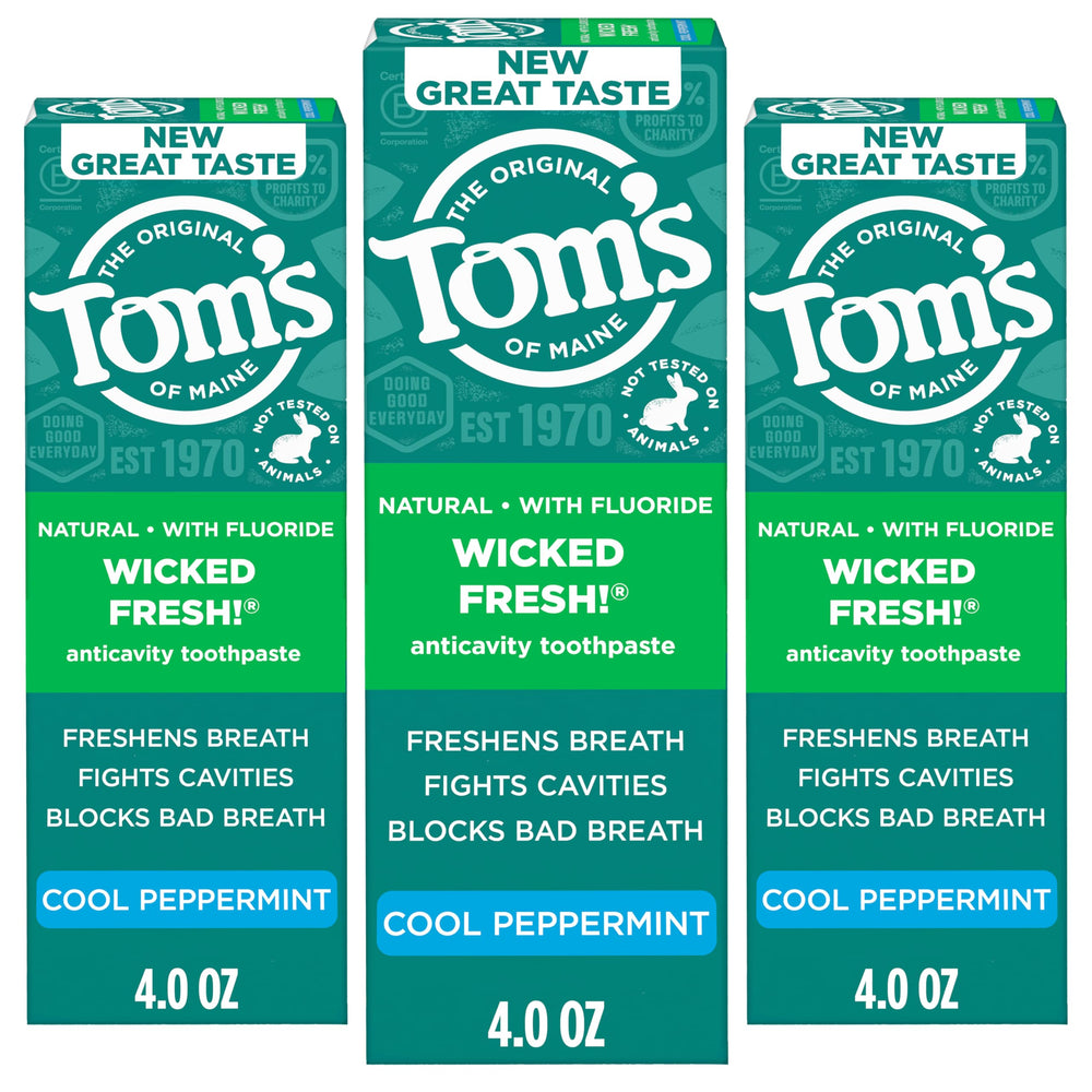 Tom's of Maine frente del empaque con tres tubos mostrando ahorro