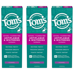 Tom's of Maine frente del pack de tres tubos muestra beneficios naturales