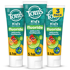 Tom's of Maine paquete frontal tres tubos muestra ahorro y conveniencia