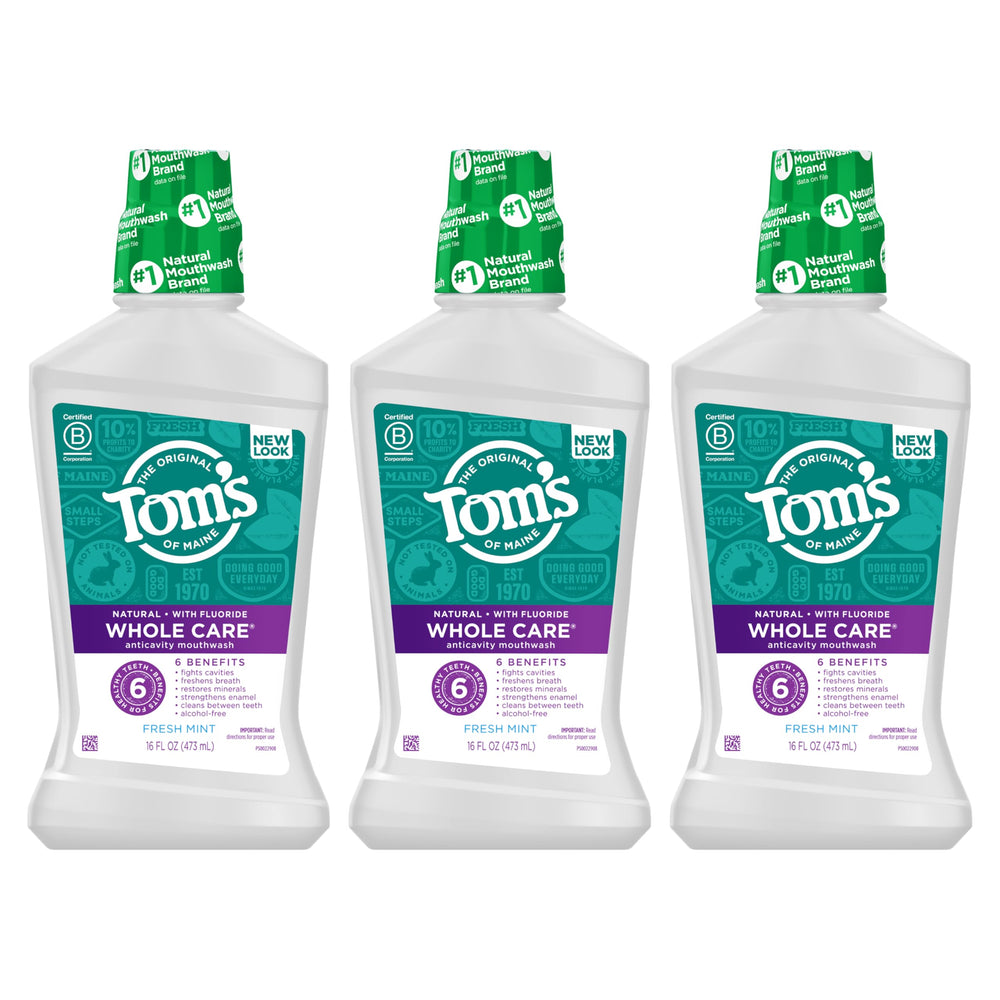 Tom's of Maine botellas mostrando símbolo de reciclaje y reducción de residuos