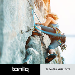 Toniiq empaque con lista de ingredientes mostrando transparencia y calidad