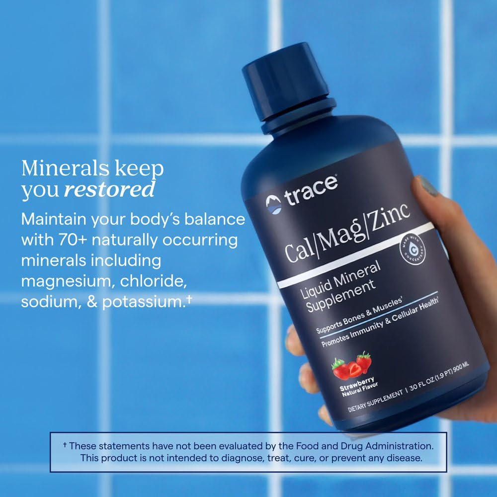 Trace Minerals mezclado en batido de frutas para consumo fácil y sabroso