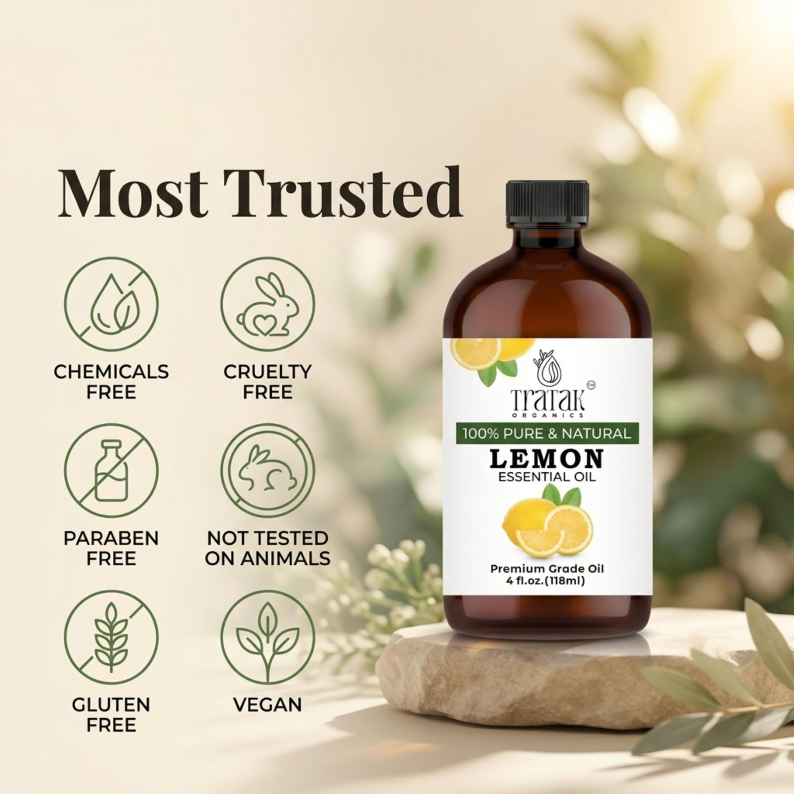 TRATAK ORGANICS botella junto a mano para comparar tamaño y capacidad