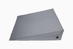 Travelwedge en maleta sugiere transporte sencillo y ligero