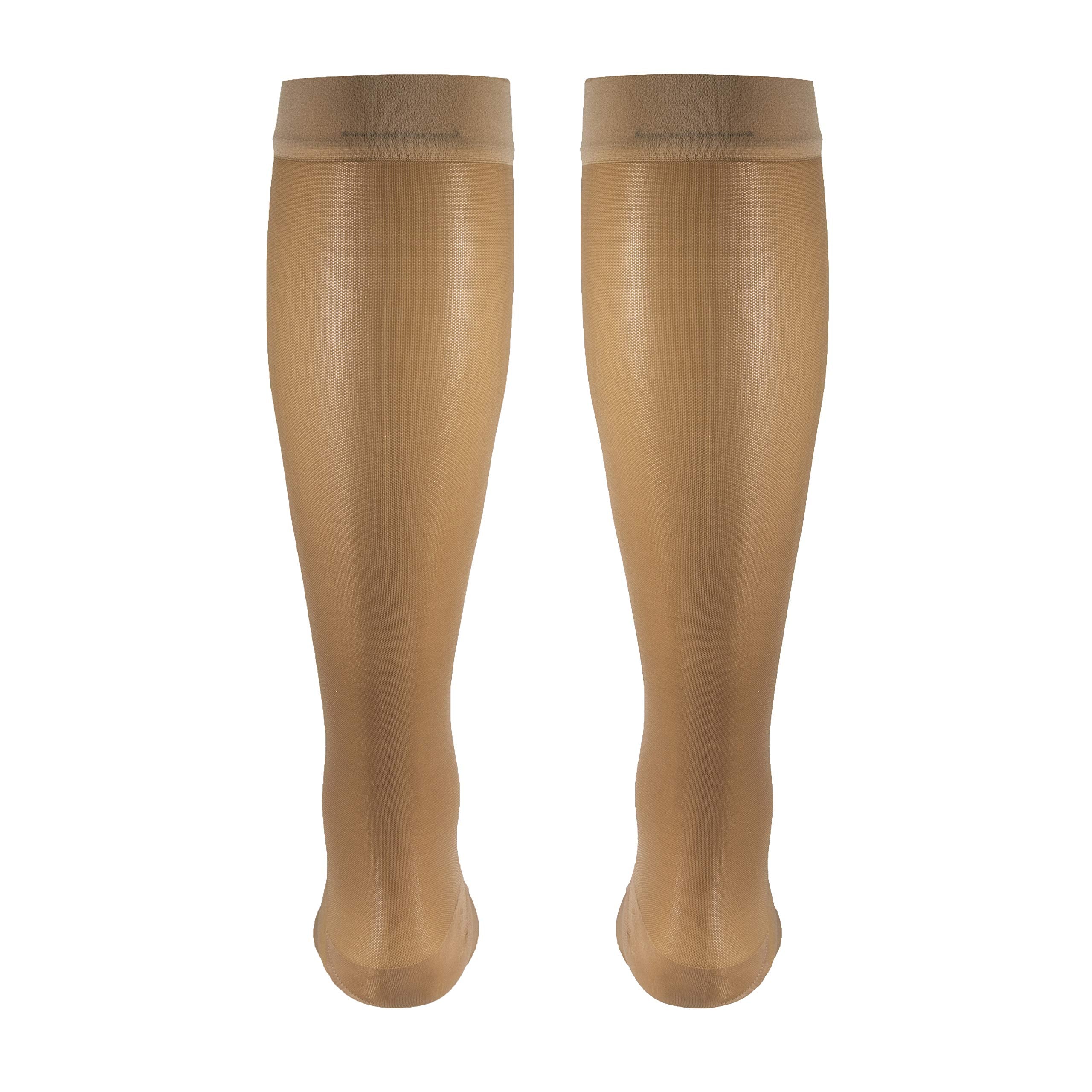 Truform media beige en pierna mostrando aspecto elegante diario