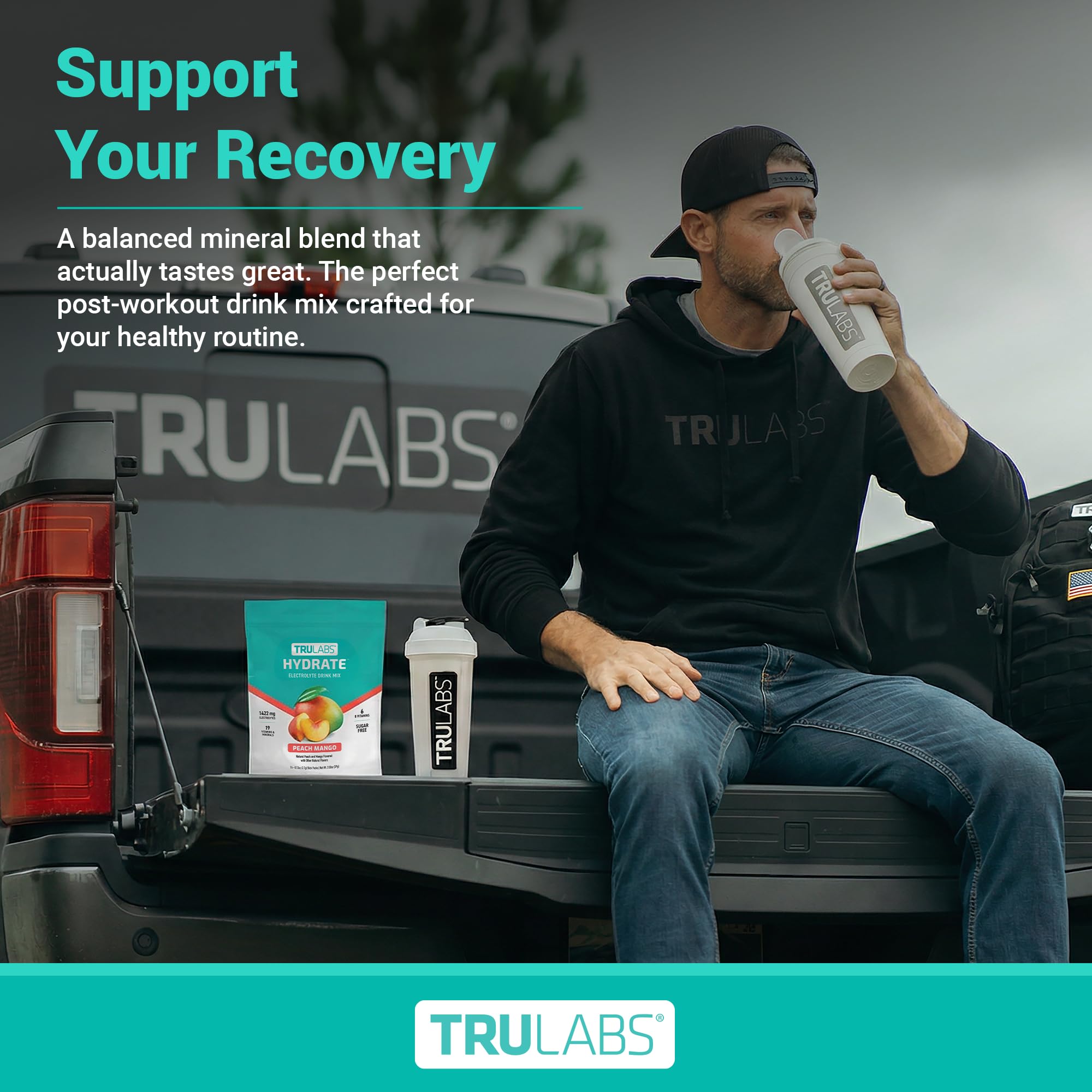 TRULABS comparación de tamaño con un móvil indicando tamaño portátil de los sobres
