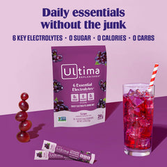 Polvo morado de Ultima Replenisher en mano destacando textura fina y mezcla fácil