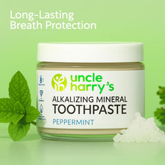 Uncle Harry's tarro en baño con plantas, transmitiendo rutina sostenible y naturalidad