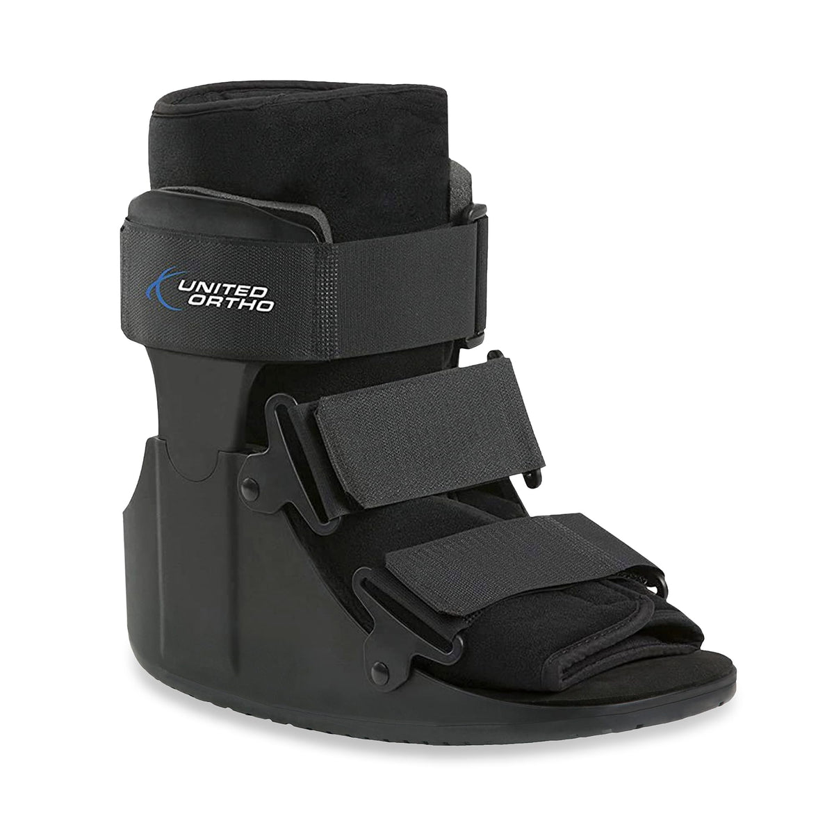 United Ortho vista frontal de la bota negra con soporte y estabilidad