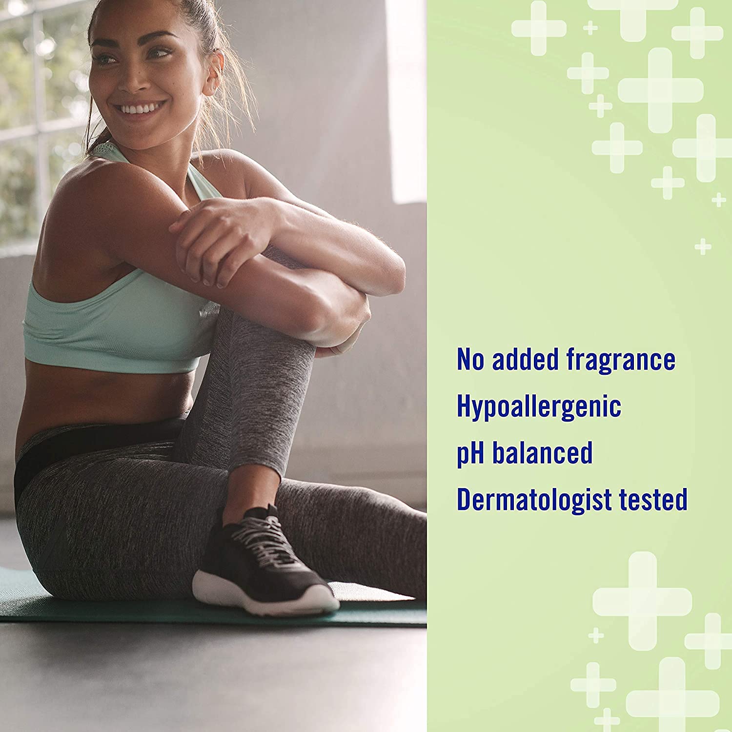 Vagisil comparación de tamaño con una mano para visualizar 12 fl oz fácilmente