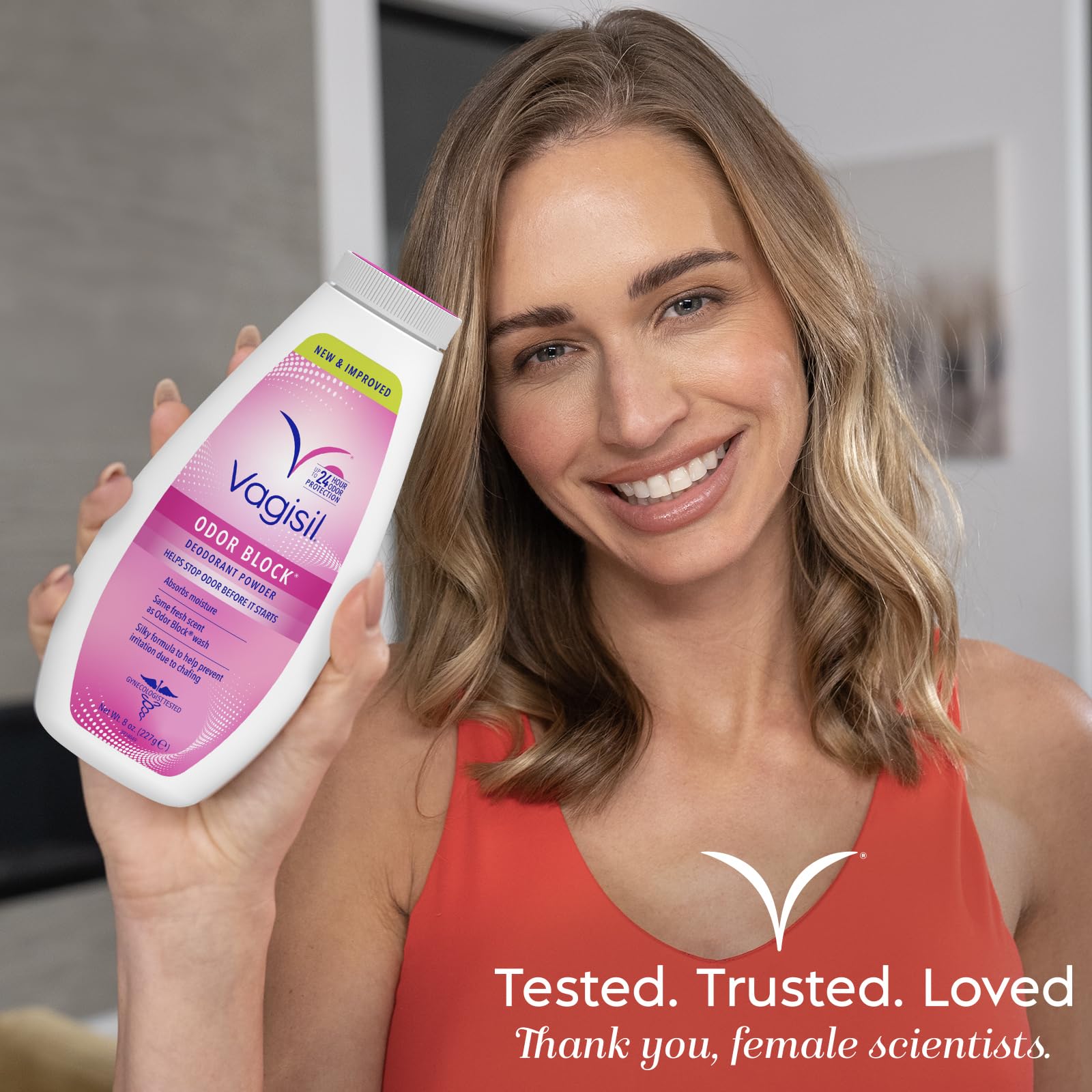 Vagisil polvo aplicado en ropa interior para mantener sequedad y confort