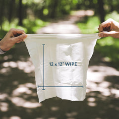 Venture Wipes toallita en mano para comparar tamaño compacto