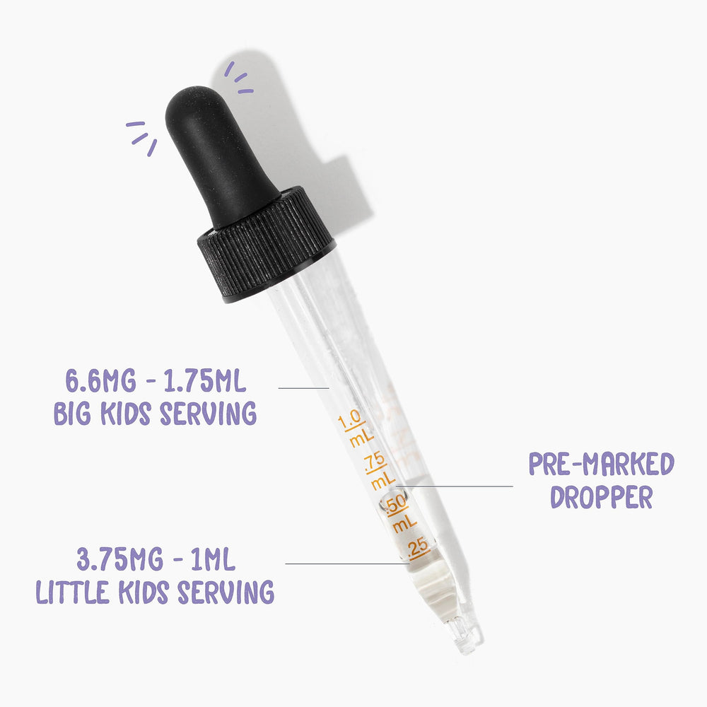 Vimergy niño tomando en jugo para administración diaria sencilla