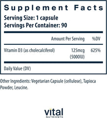 Vital Nutrients primer plano de cápsula D3 mostrando textura y tamaño