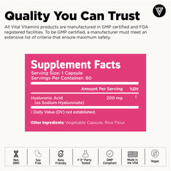 Vital Vitamins suplemento en rutina de belleza junto a crema facial