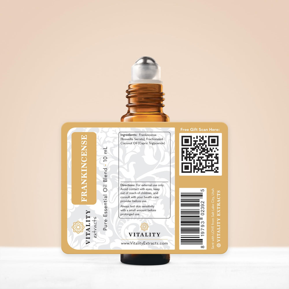 Escena de yoga con roll-on Vitality mostrando uso en rutina de bienestar