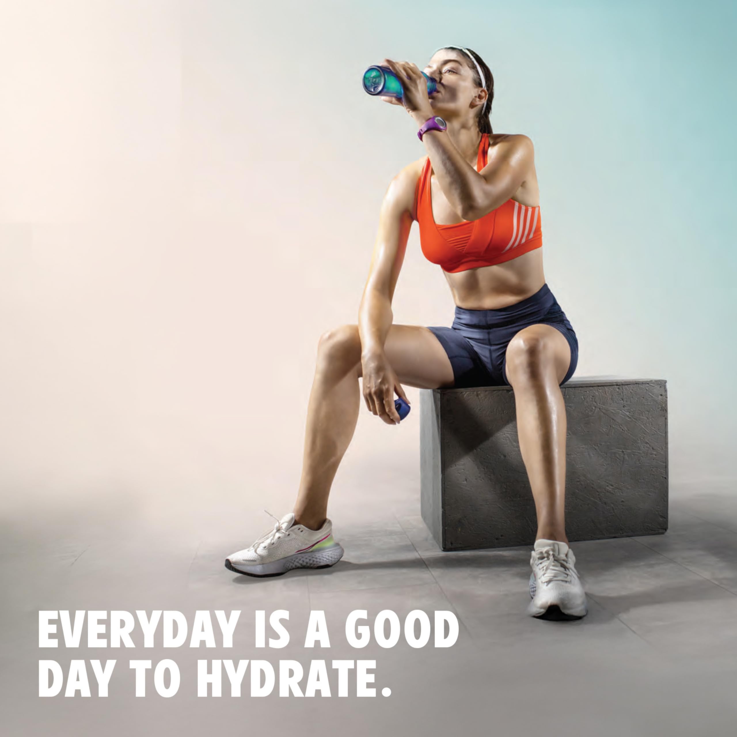 Close-up de la etiqueta Vitalyte con lista de ingredientes no-GMO y sin aditivos