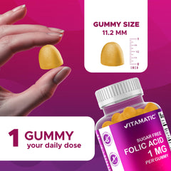 Vitamatic una gomita en la mano lista para consumir, comodidad diaria