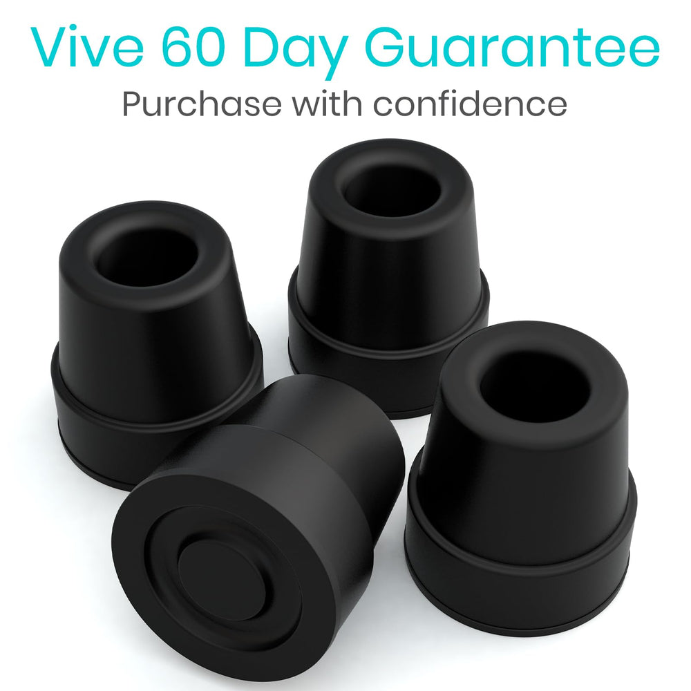 Vive estilo de vida con bastón cuadruple mostrando confianza