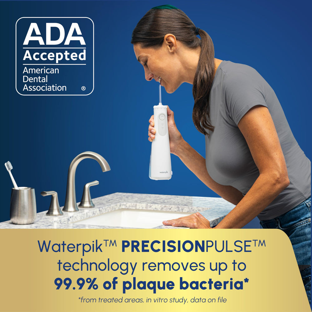 Waterpik Cordless Gem punta EASYSPIN girando 360 grados para mejor alcance