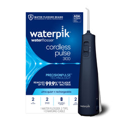 Waterpik imagen frontal del irrigador con diseño portátil y azul, facilita limpieza interdental