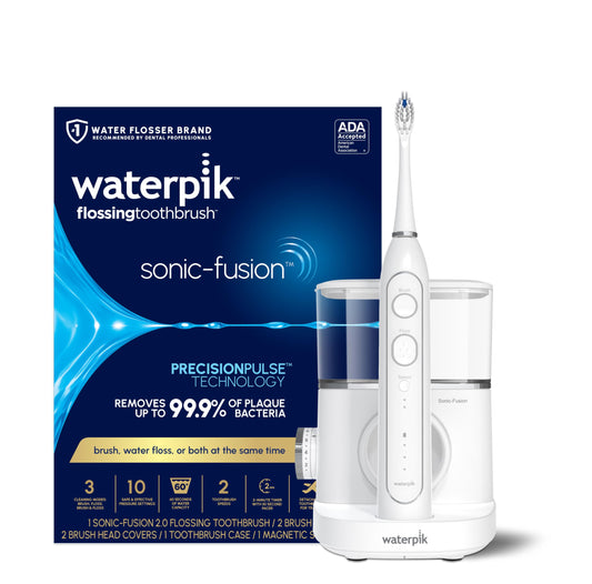Waterpik Sonic-Fusion vista frontal mostrando diseño blanco y controles fáciles
