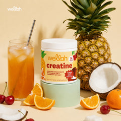 Wellah creatine servido en vaso con hielo, bebida refrescante y fácil de tomar