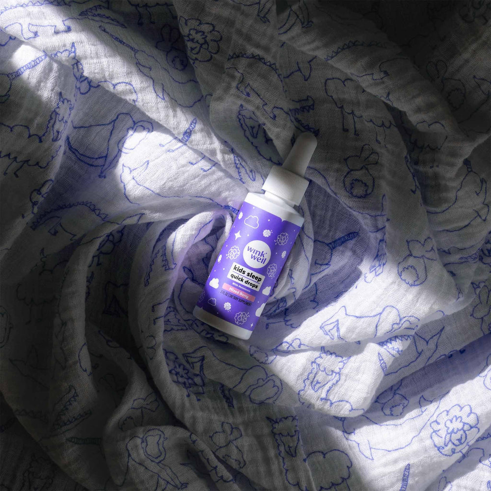 Wink Naturals producto integrado en la rutina nocturna de un niño para facilitar el sueño