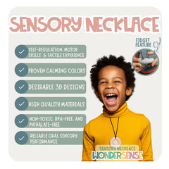 Wonder Sense niña usando collar masticable para calma sensorial
